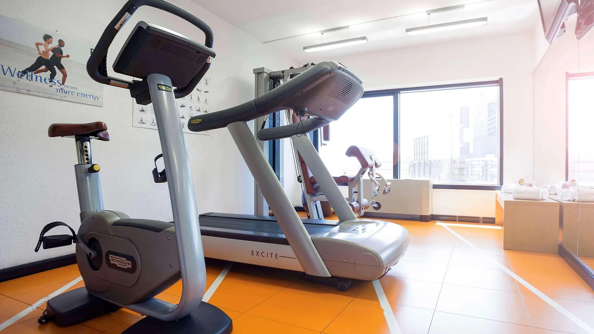 **** Hotel Novotel Genova City Italië